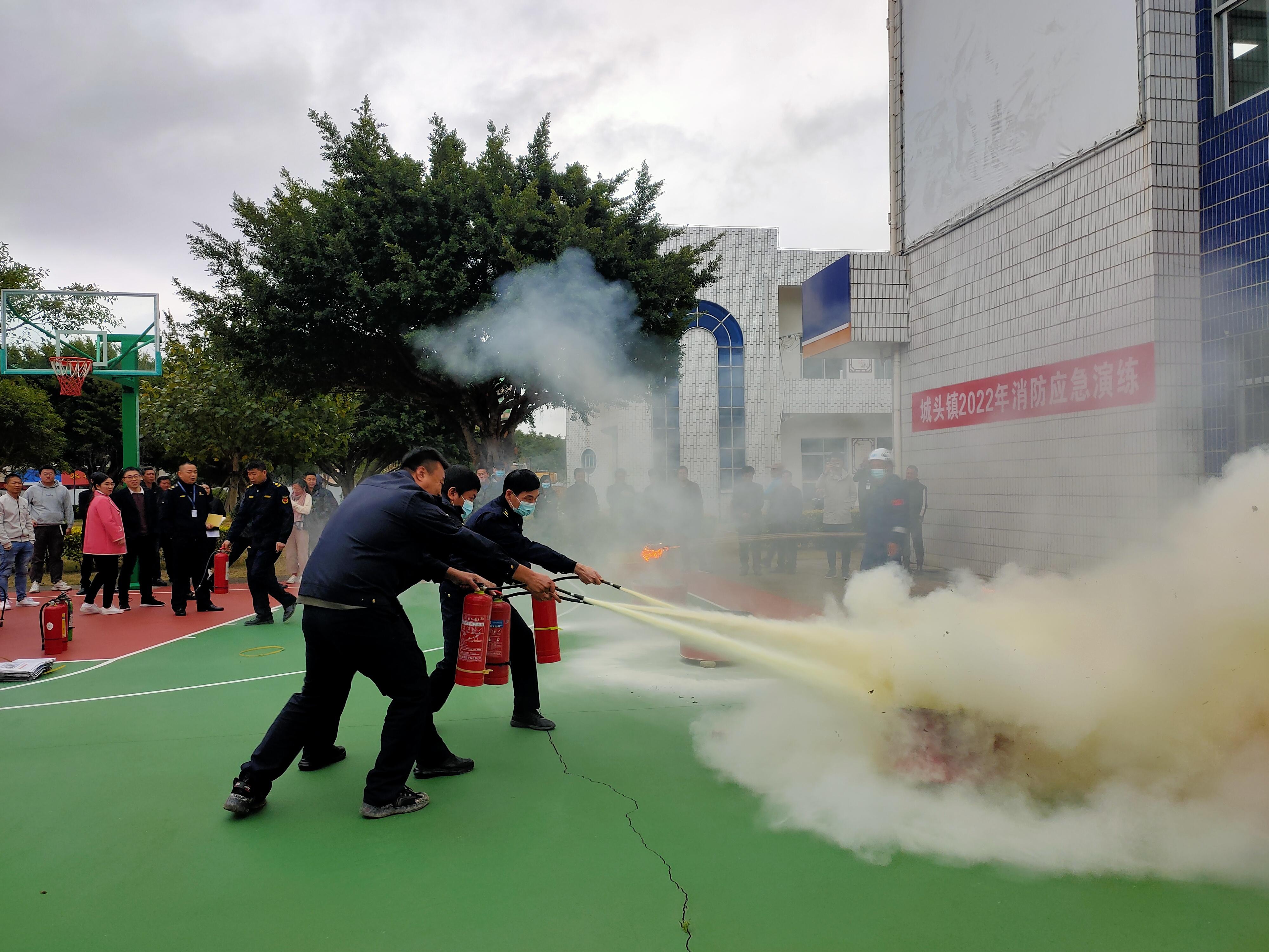 城頭鎮開展急救和消防知識培訓