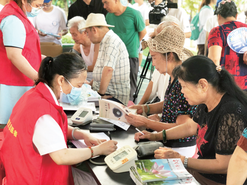 我市舉辦中醫(yī)藥健康文化主題宣傳活動(dòng)