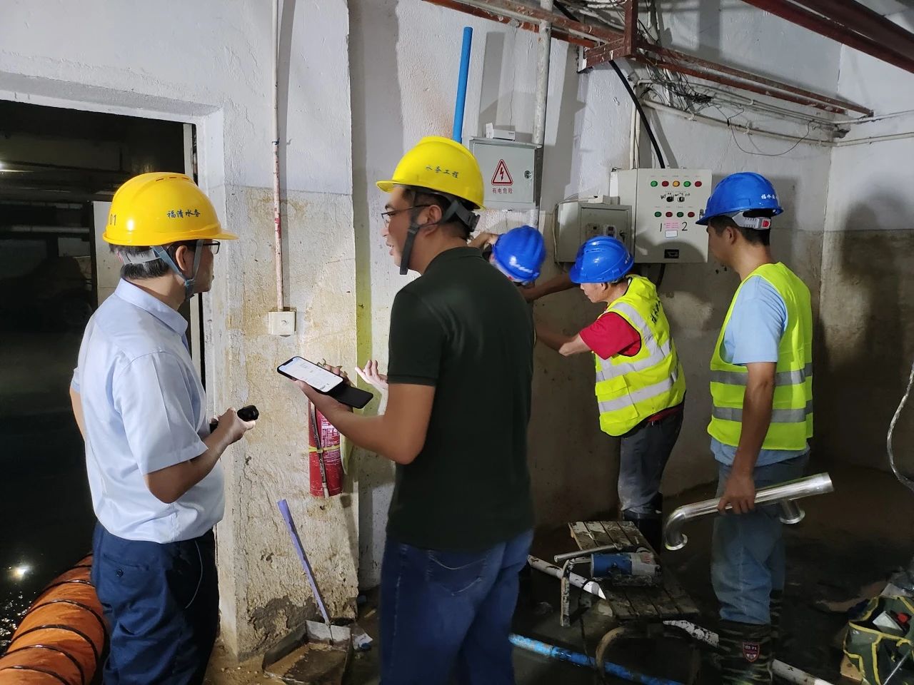 福清水務(wù)公司所轄23座城區(qū)二次供水泵房全面恢復(fù)供水 福清水務(wù)公司所轄23座城區(qū)二次供水泵房全面恢復(fù)供水