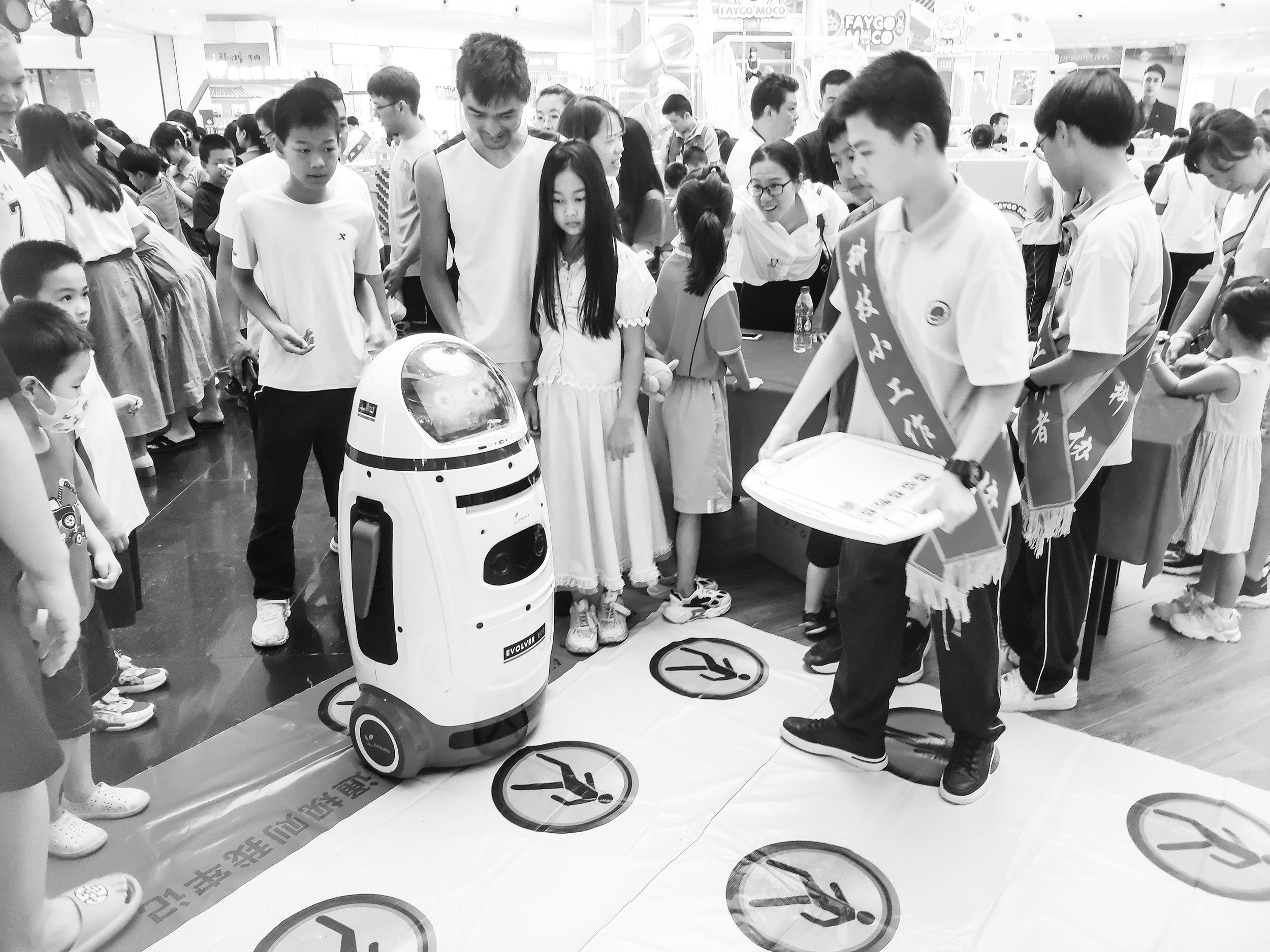 我市舉行科技教育互動展示會