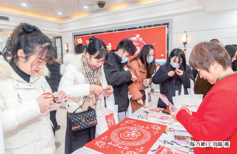 “五福臨門——新思想微宣講”活動暨“福小宣”理論宣講在線小程序上線儀式在融舉行