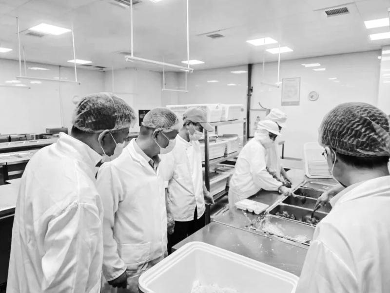 市市場監管局開展集中用餐配送單位復核工作