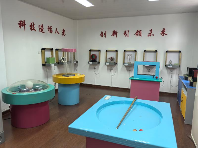 社區青少年科學工作室.jpg